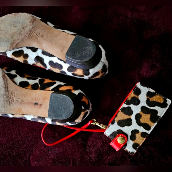 Bundle Coach flats & Coach I Pod - Picture 12 of 12